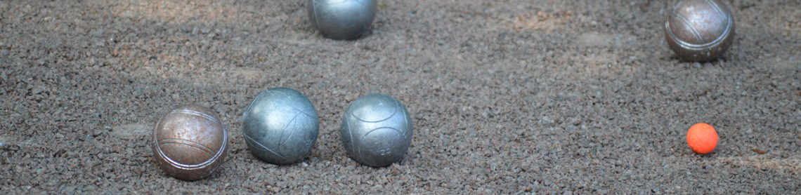 petanque balls